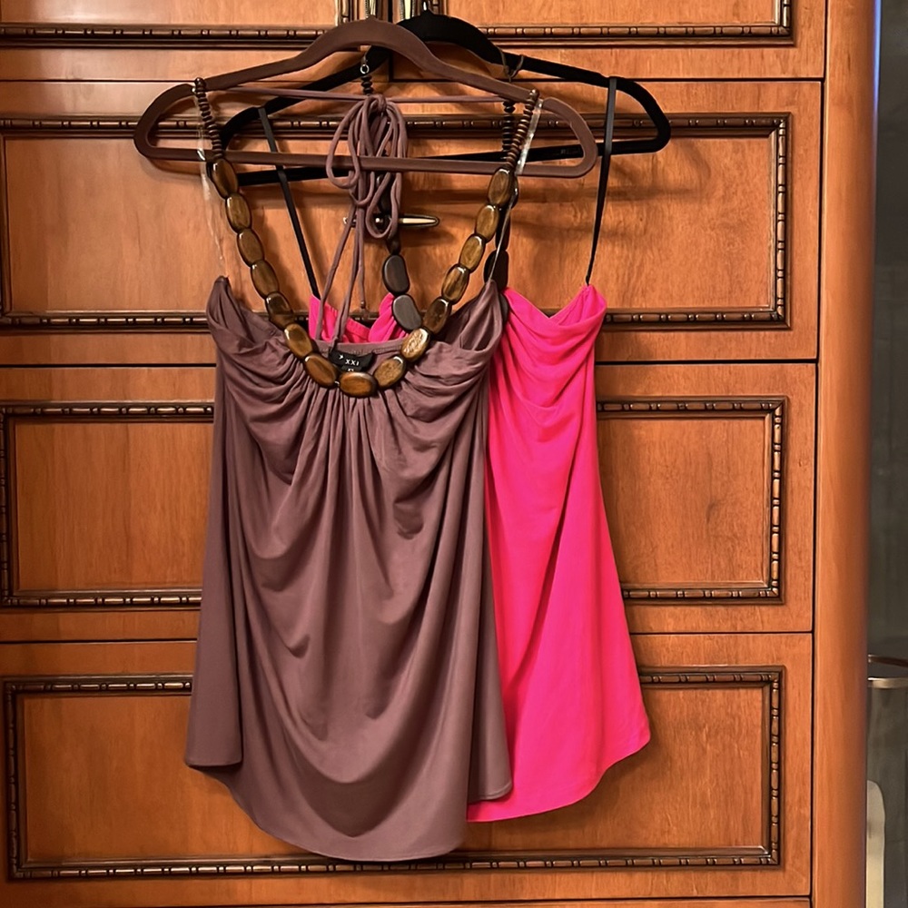 Brown & Hot Pink halter tops with wood beaded neck tie❤️❤️ TWO 4 ONE❤️ - Picture 4 of 6